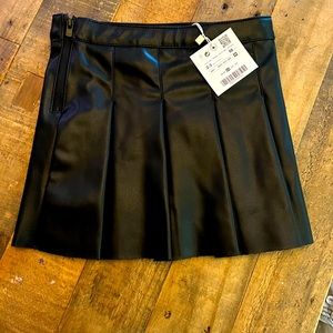 Zara Toddler black faux leather pleated skirt, size 2-3 years